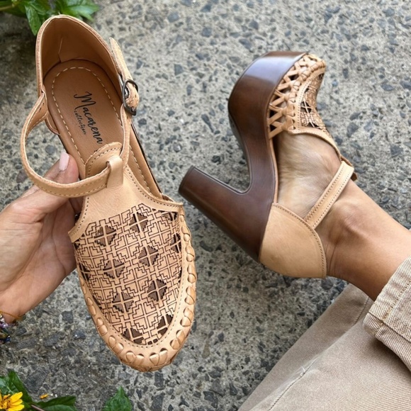 Macarena Collection heeled platform Mexican Huaraches - sz 8 - Picture 5 of 6